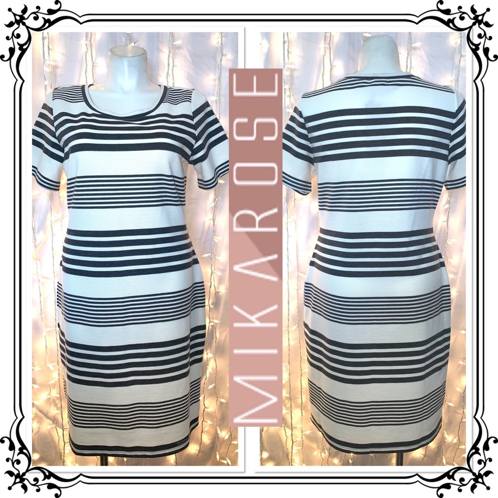 🆕 MIKAROSE ⭐️ White & Gray Textured Stripe Dress